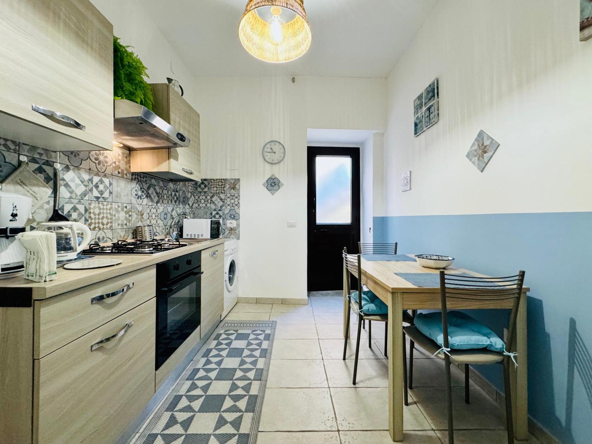 Apartment Yourhome - Era's House *